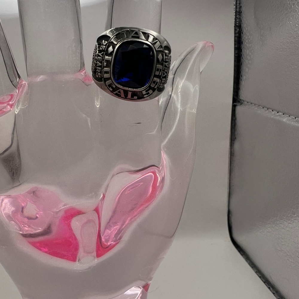 Men's UAW Local 599 25 years member ring with Sapphire stone size 9